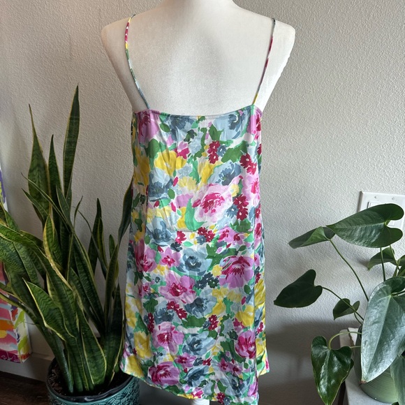 Nordstrom Vero Moda Floral Satin Mini Midi Dress - great condition! - Picture 3 of 4